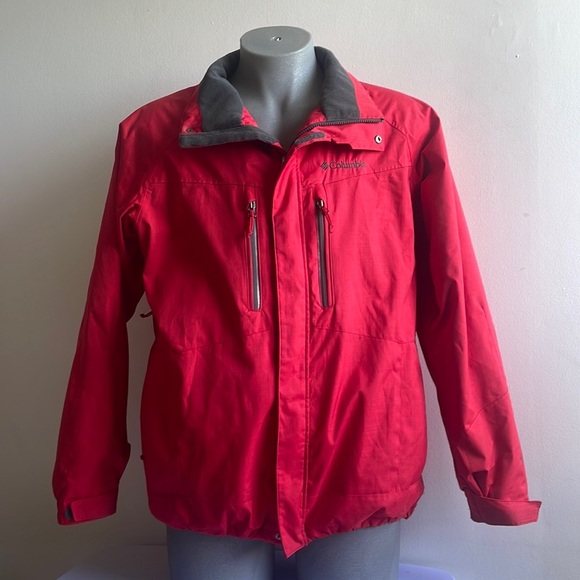 Red Columbia Winter Coat Large - Picture 10 of 11